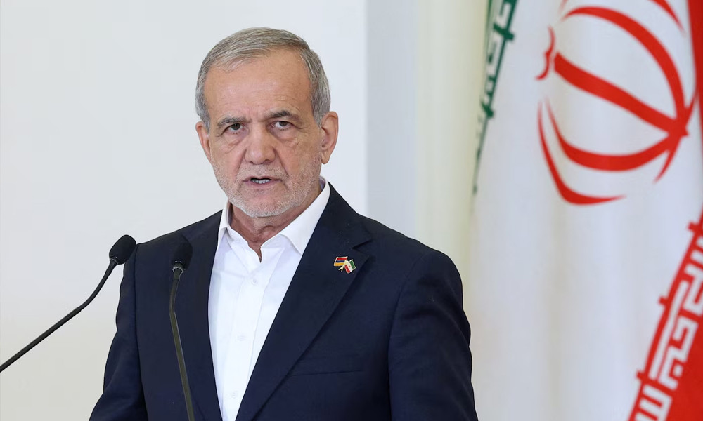 যুক্তরাষ্ট্রের আচরণে আস্থা সংকট, আলোচনার পথ পরিহার করছে ইরান