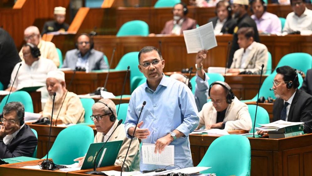 দেশের মানুষের স্বার্থ রক্ষায় বিরোধী দলের সঙ্গে আলোচনায় বসতে প্রস্তুত সরকার: জাতীয় সংসদে প্রধানমন্ত্রী তারেক রহমান