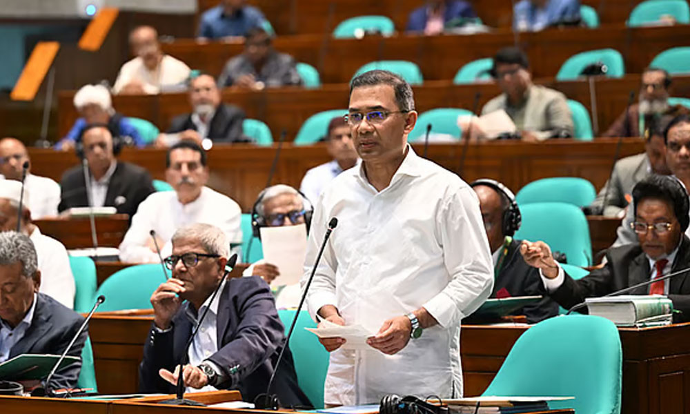 প্রাথমিক বিদ্যালয়ে বিনামূল্যে স্কুল ড্রেস বিতরণে প্রধানমন্ত্রীর ঘোষণা