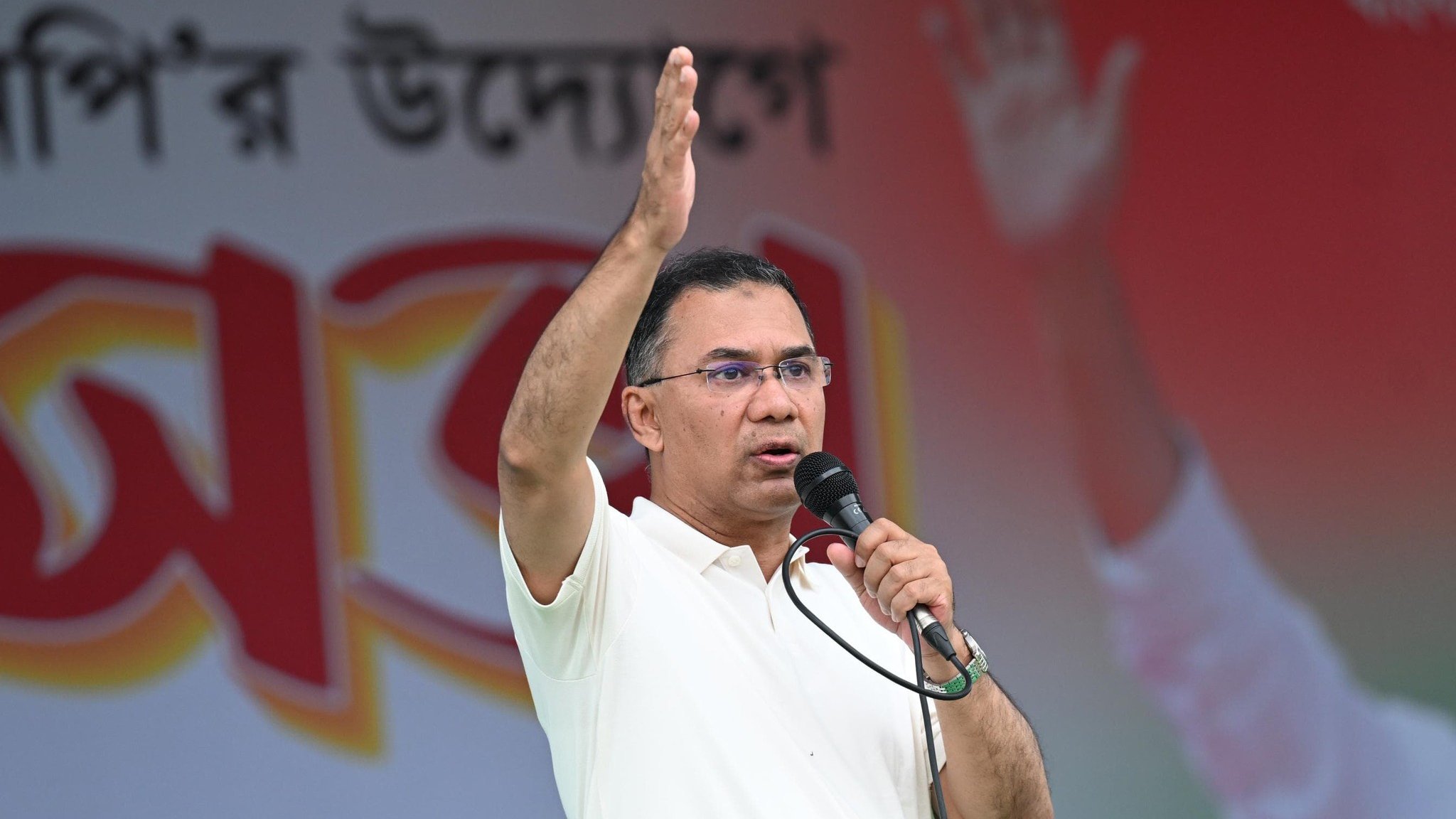 ‘করব কাজ, গড়ব দেশ’ স্লোগানে উন্নয়ন ও জনসেবায় মনোনিবেশের ঘোষণা প্রধানমন্ত্রীর