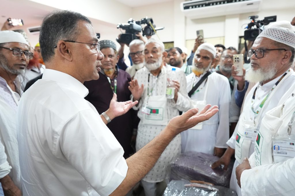 হজের প্রথম ফ্লাইট উদ্বোধন করলেন প্রধানমন্ত্রী তারেক রহমান