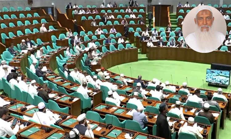 হজযাত্রীদের নিরাপদ যাত্রা ও স্বাস্থ্যসেবা নিশ্চিত করতে ধর্ম মন্ত্রণালয়ের পাঁচটি পদক্ষেপ