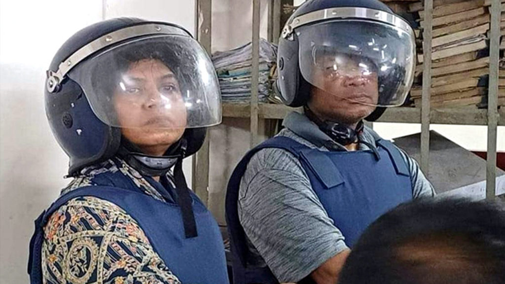 সাংবাদিক দম্পতি শাকিল আহমেদ ও ফারজানা রুপার জামিন আদেশ পিছিয়ে ১১ মে ধার্য