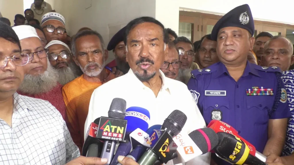 গণতন্ত্র পুনপ্রতিষ্ঠায় দেশের মানুষের অবদান বিশ্বে উজ্জ্বল দৃষ্টান্ত: স্পিকার হাফিজ উদ্দিন