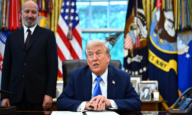 ইরান-যুক্তরাষ্ট্র শান্তি আলোচনা অনিশ্চিত: বিশেষ দূতদের পাকিস্তান সফর বাতিল করলেন ট্রাম্প