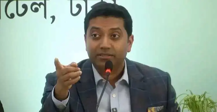প্রাথমিক শিক্ষার্থীদের স্কুল ড্রেস ও জুতা বিতরণ: সরকারের ১৮০ দিনের কর্মসূচি ঘোষণা