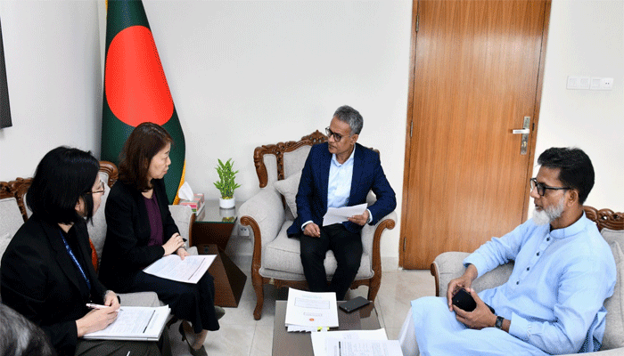 জাইকা প্রতিনিধিদলের সাথে সরকারের শীর্ষ কর্মকর্তাদের বৈঠক: যোগাযোগ অবকাঠামো উন্নয়নে সহযোগিতা বাড়াবে জাপান