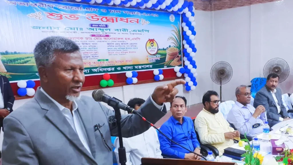 বন্যায় ক্ষতিগ্রস্ত কৃষকদের তিন মাসের প্রণোদনা বাড়ানোর আশ্বাস খাদ্য প্রতিমন্ত্রীর