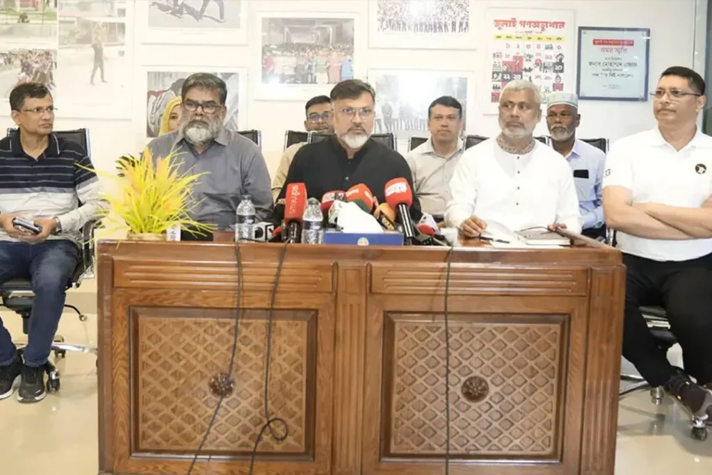 ডিএনসিসির ১৮ হাজার টন বর্জ্য অপসারণ, ৬ হাটের পরিচ্ছন্নতা কাজ চলমান