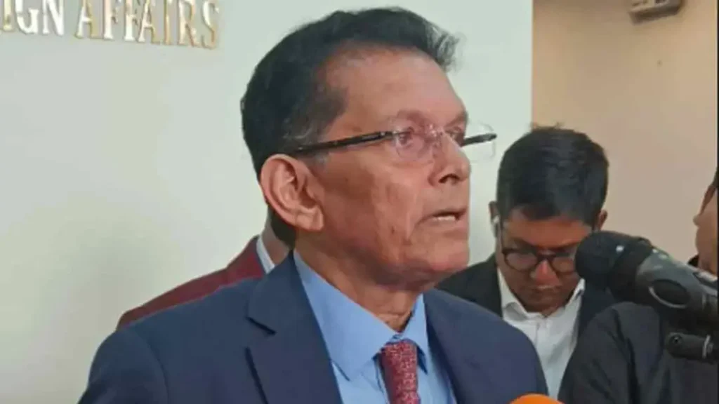 চীনে তিন দিনের রাষ্ট্রীয় সফরে যাচ্ছেন পররাষ্ট্রমন্ত্রী খলিলুর রহমান