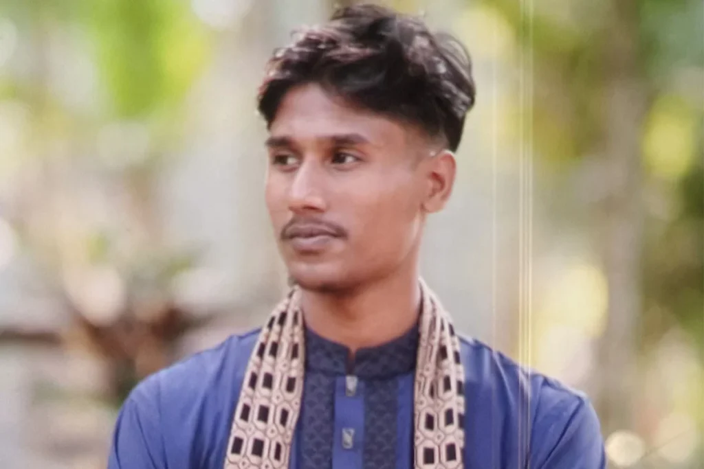 নোয়াখালীতে সড়কে তরুণকে পিটিয়ে হত্যা