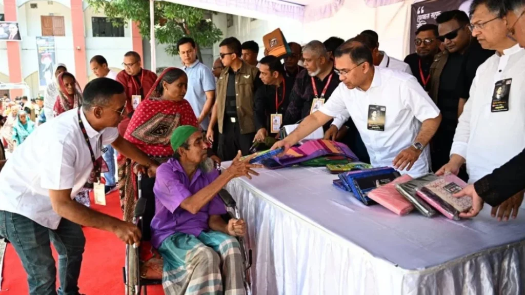 জিয়াউর রহমানের ৪৫তম শাহাদাতবার্ষিকী: রাজধানীতে বিএনপির খাদ্য ও বস্ত্র বিতরণ কর্মসূচি শুরু