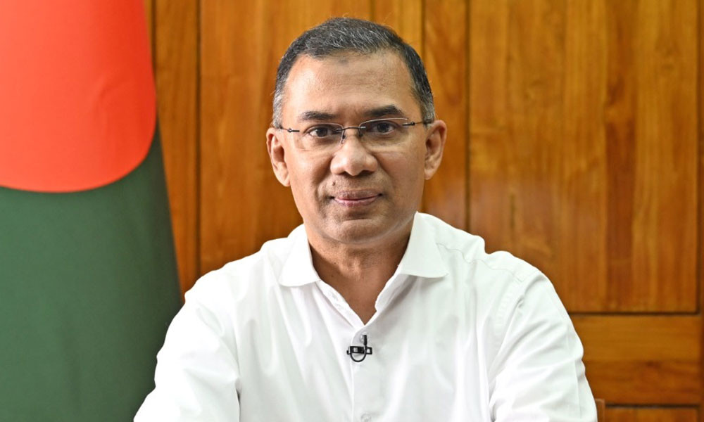 অ্যাম্বুল্যান্সকে পথ করে দিতে প্রটোকল ভাঙলেন প্রধানমন্ত্রী