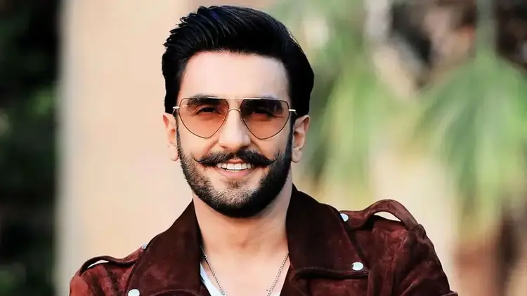 বলিউড তারকাদের শুটিং সেটে বিলাসিতা ও বোতলজাত পানিতে স্নানের বিতর্ক