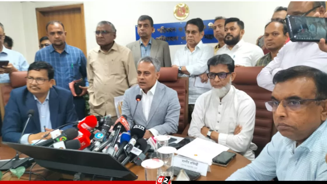 টিকিটহীন ঈদযাত্রা ও যাত্রীচাপ মোকাবিলায় কঠোর অবস্থানে সরকার