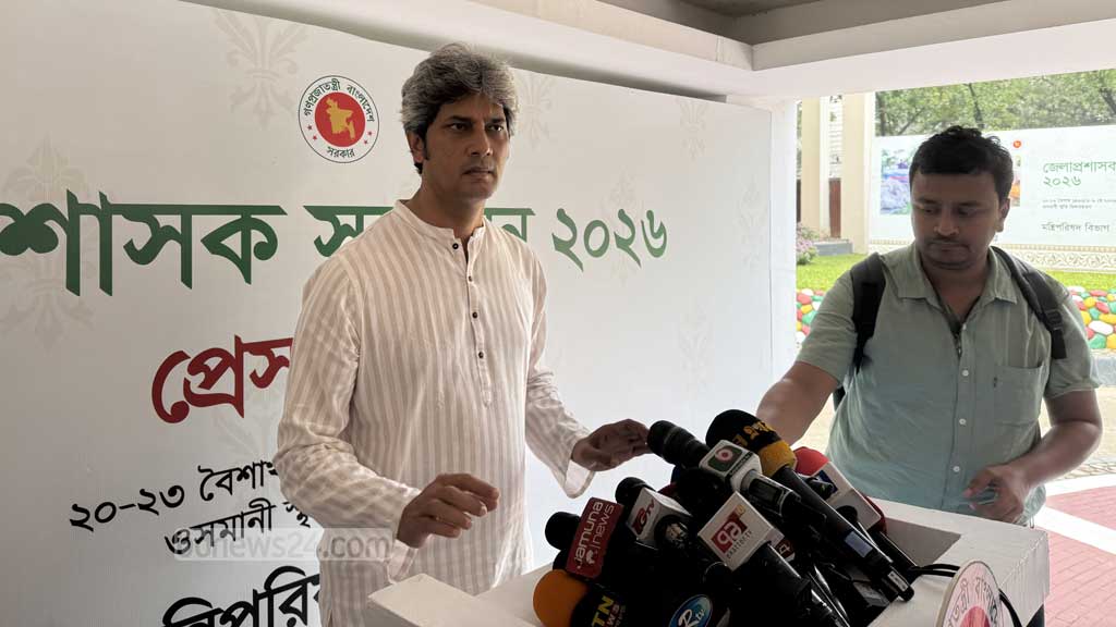 উন্নয়ন প্রকল্পের মান নিশ্চিত ও দুর্নীতি রোধে জেলা প্রশাসকদের কঠোর নির্দেশ