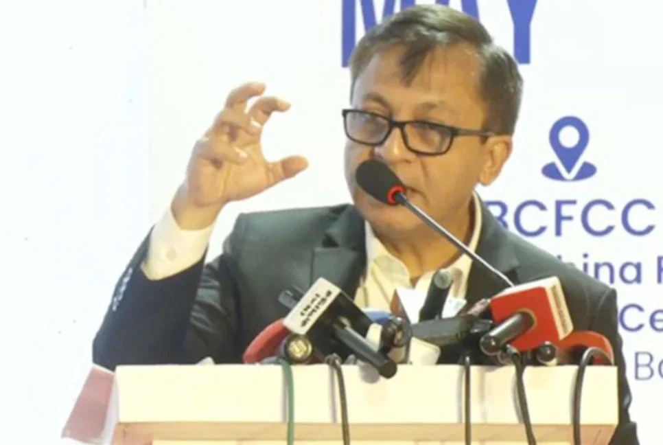 বাণিজ্যমন্ত্রীর দাবি: সচেতনতার অভাবে চামড়ার কাঙ্ক্ষিত মূল্য মেলেনি