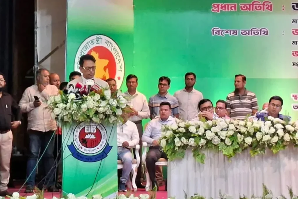 এইচএসসি পরীক্ষা নির্বিঘ্ন করতে কেন্দ্র সচিবদের নির্দেশ, ২০২৭ সাল থেকে জানুয়ারিতে এসএসসি