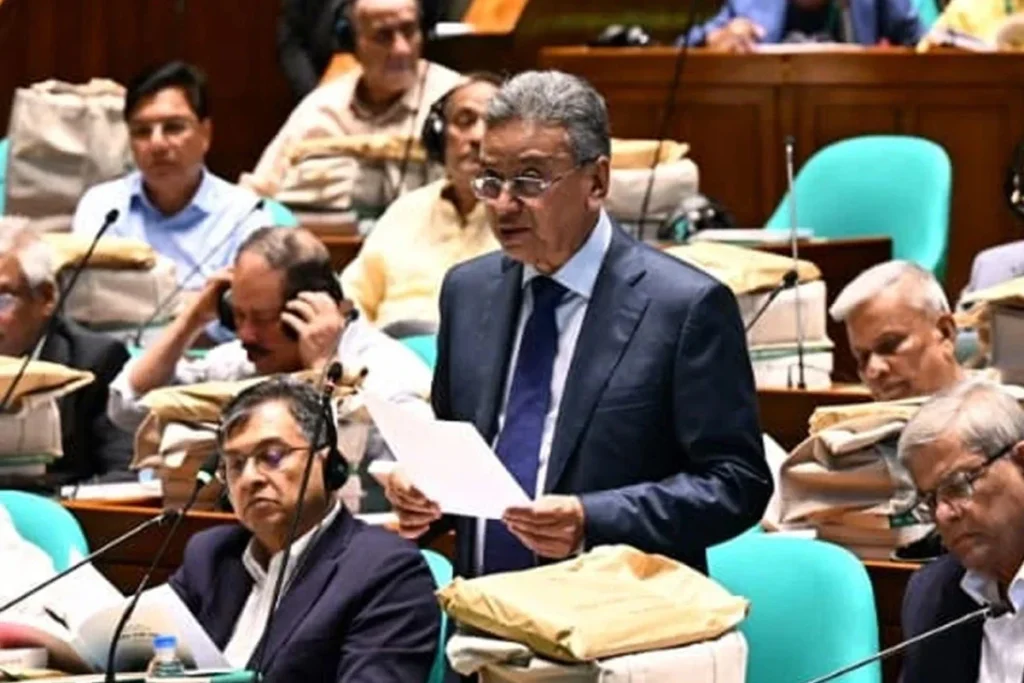১৭ ব্যবসাপ্রতিষ্ঠান সুনির্দিষ্ট ভ্যাটের আওতায় আসছে, মূল্যস্ফীতি সাড়ে ৭ শতাংশে নামানোর লক্ষ্য