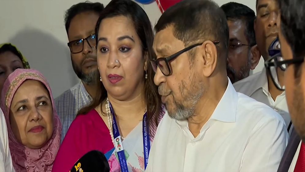 ৬ শিশুকে দায়িত্বহীনভাবে রেখে মেরে ফেলবে, তা হতে পারে না: স্বাস্থ্যমন্ত্রী