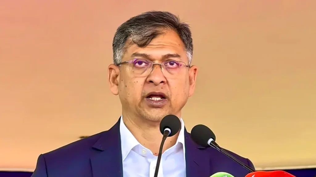 বিএনপি সরকারের বাজেট গণমানুষের, দলীয়করণের অভিযোগ ভিত্তিহীন: স্বরাষ্ট্রমন্ত্রী