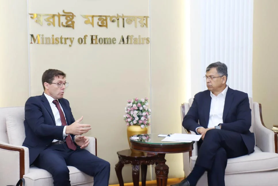 বাংলাদেশে বিনিয়োগ ও রপ্তানি বাড়াতে নরওয়ের প্রতি স্বরাষ্ট্রমন্ত্রীর আহ্বান