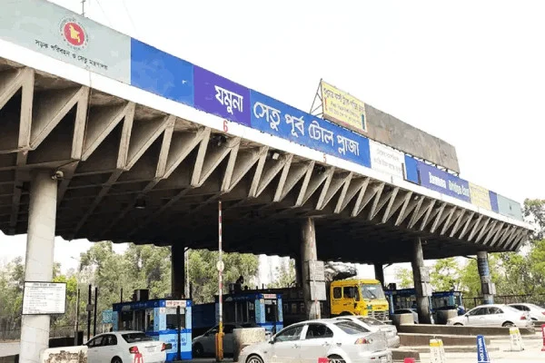 ২৪ ঘণ্টায় যমুনা সেতুতে ৪১ হাজার যানবাহন পারাপার, ৩ কোটি ১৪ লাখ টাকা টোল আদায়