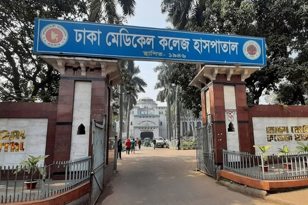 রাজধানীতে পৃথক ঘটনায় গ্রিলের সঙ্গে ফাঁস লেগে শিশু ও যুবকের মৃত্যু