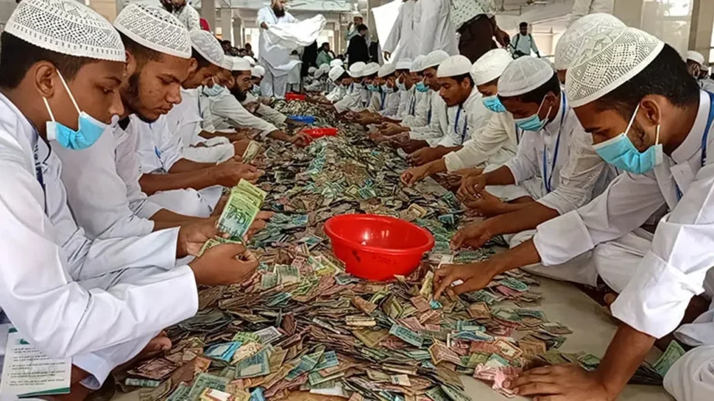 পাগলা মসজিদের দানবাক্সে মিলল রেকর্ড ১৫ কোটি ৯০ লাখ টাকা