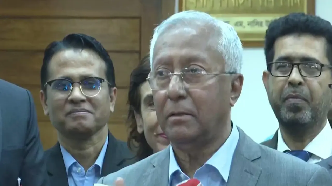 স্থানীয় নির্বাচনে এমপিওভুক্ত শিক্ষক ও ঋণখেলাপিদের প্রার্থিতায় নিষেধাজ্ঞার সুপারিশ ইসির