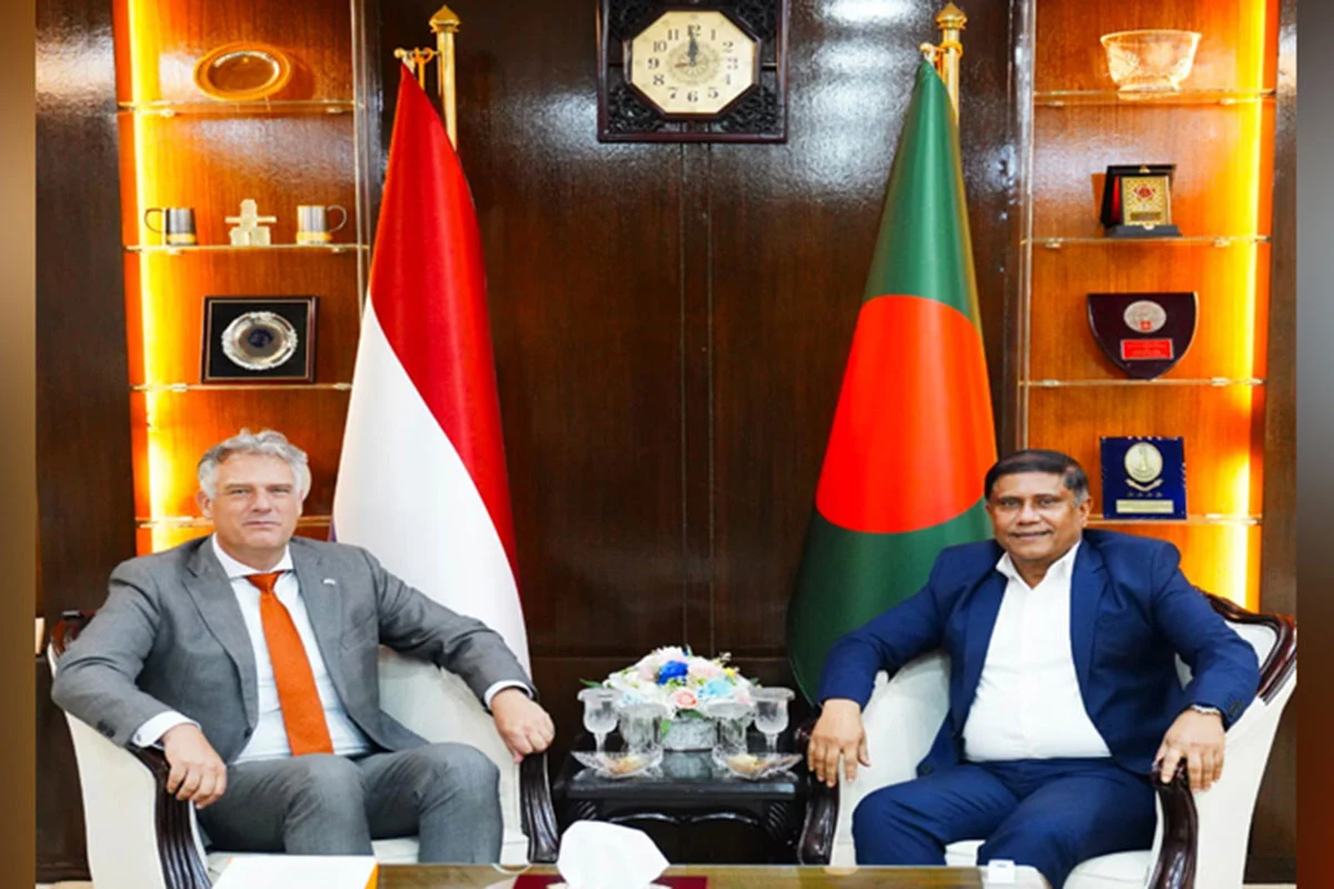 বাংলাদেশ-নেদারল্যান্ডস দ্বিপাক্ষিক প্রতিরক্ষা সহযোগিতা জোরদারের লক্ষ্যে আলোচনা