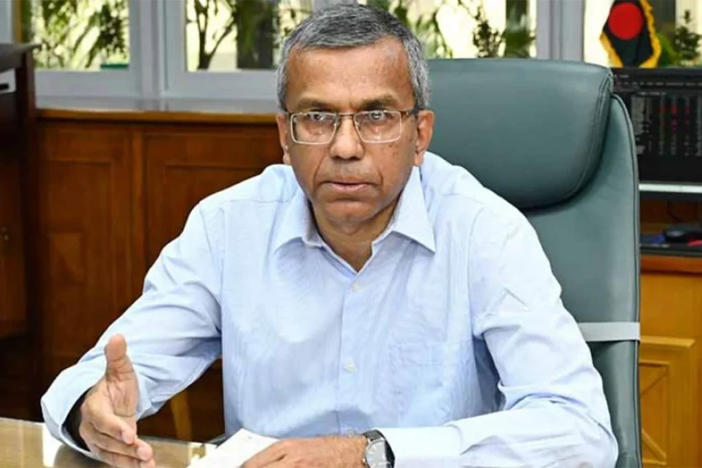 ব্যাংকিং খাতে সুশাসন ও রাজনৈতিক প্রভাবমুক্ত রাখার ওপর গভর্নরের জোর
