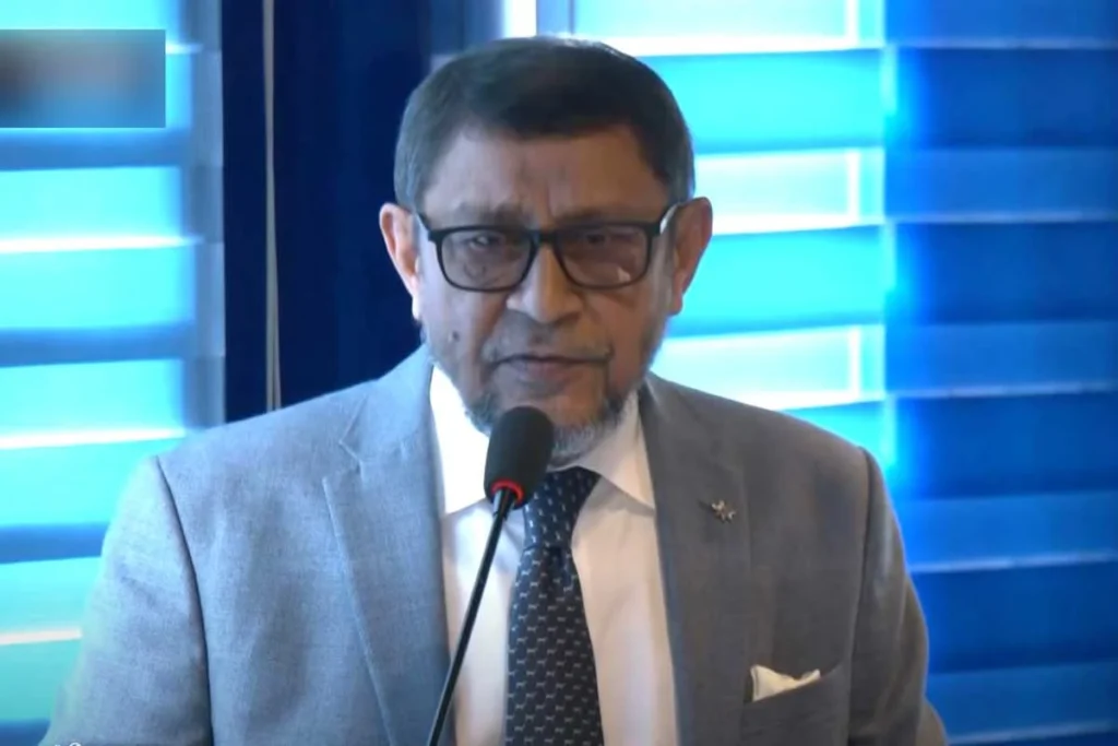 জাতীয় স্বাস্থ্যসেবায় তরুণ উদ্যোক্তাদের অংশগ্রহণ বাড়ানোর আহ্বান