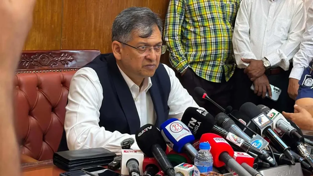 ত্রুটি থাকায় পুলিশ পদকের তালিকা পুনর্মূল্যায়নের সিদ্ধান্ত, জানালেন স্বরাষ্ট্রমন্ত্রী