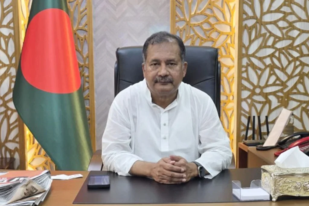 সাইবার নিরাপত্তা হাজার মাইলের সীমান্ত পাহারার চেয়েও গুরুত্বপূর্ণ: তথ্যমন্ত্রী