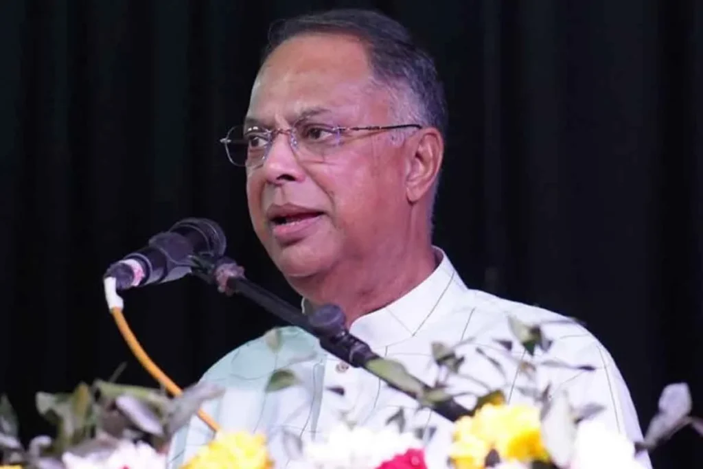 সৌরবিদ্যুৎ উৎপাদনে ১০ হাজার মেগাওয়াটের লক্ষ্যমাত্রা নির্ধারণ করেছে সরকার