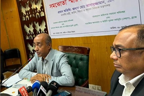 শেখ হাসিনা দেশে ফিরলে আইনি পদক্ষেপ নেওয়া হবে: আইনমন্ত্রী