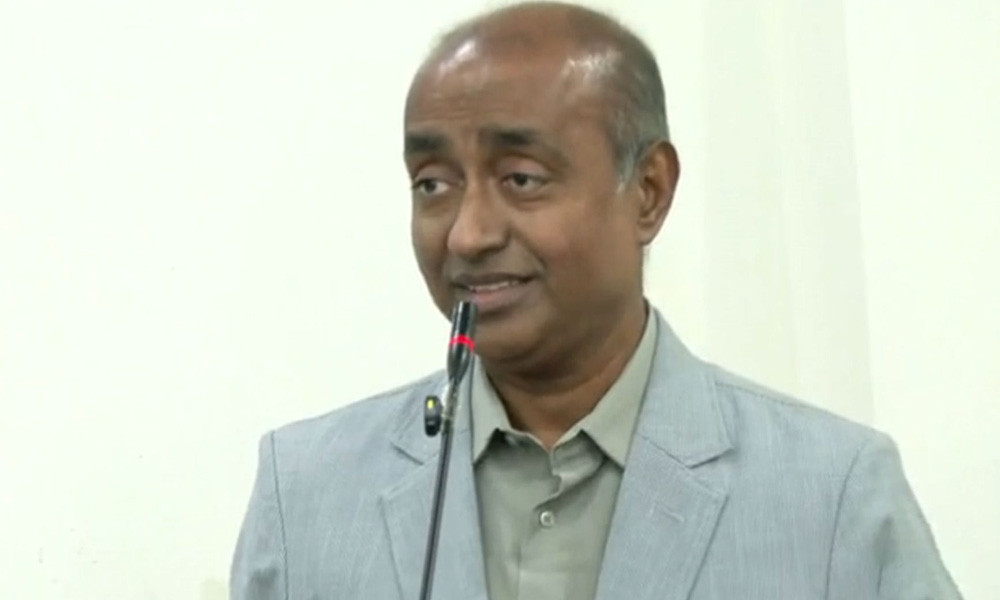জীবদ্দশায় বাবা-মায়ের ভোগ-দখলের অধিকার রেখে সম্পত্তি হস্তান্তরের আইনি উদ্যোগ