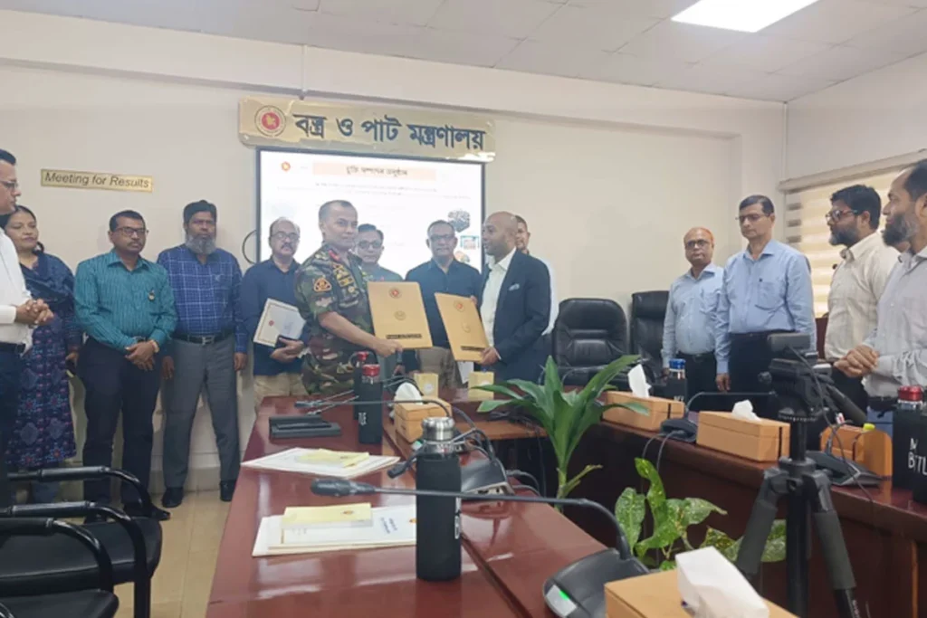বিনিয়োগবান্ধব পরিবেশ সৃষ্টি ও দ্রুত কর্মসংস্থান নিশ্চিত করাই সরকারের প্রধান লক্ষ্য