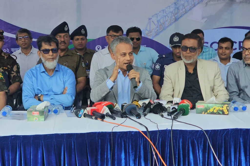 পদ্মা রেল সেতুর ভায়াডাক্টের নিচে মাটি অপসারণে ঝুঁকি নেই, দাবি রেলমন্ত্রীর