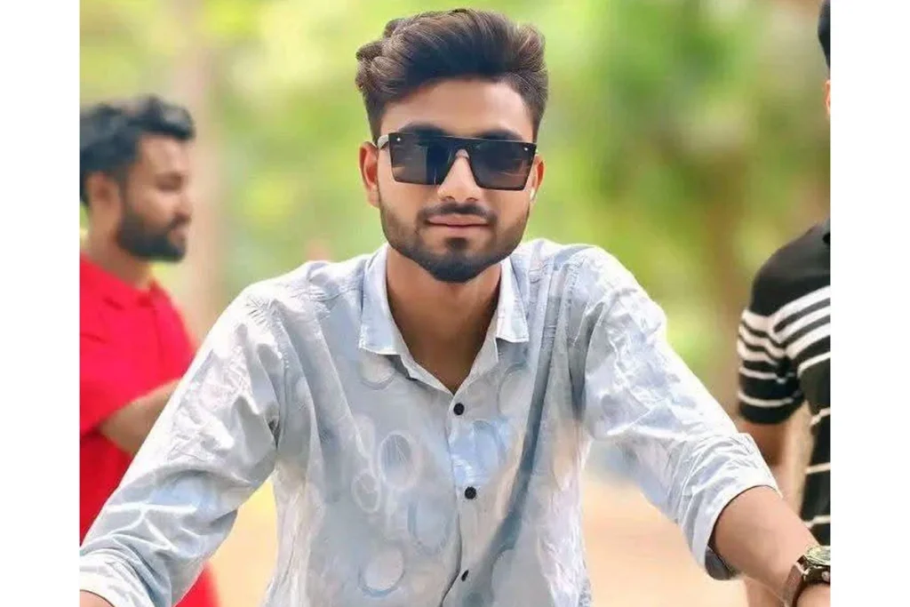 পরকীয়া সম্পর্কের জেরে পাবনার সাঁথিয়ায় প্রবাসীর স্ত্রীর ঘর থেকে রাজমিস্ত্রির ঝুলন্ত মরদেহ উদ্ধার