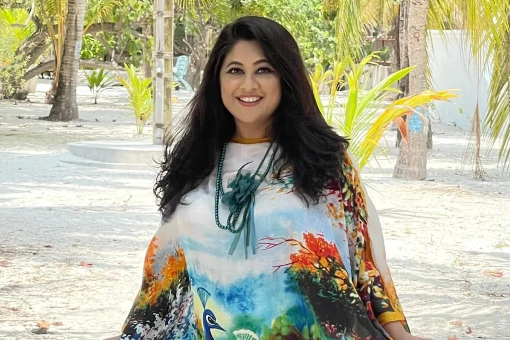 দীর্ঘ বিরতি শেষে ছোট পর্দায় ফিরছেন অভিনেত্রী সুমাইয়া শিমু