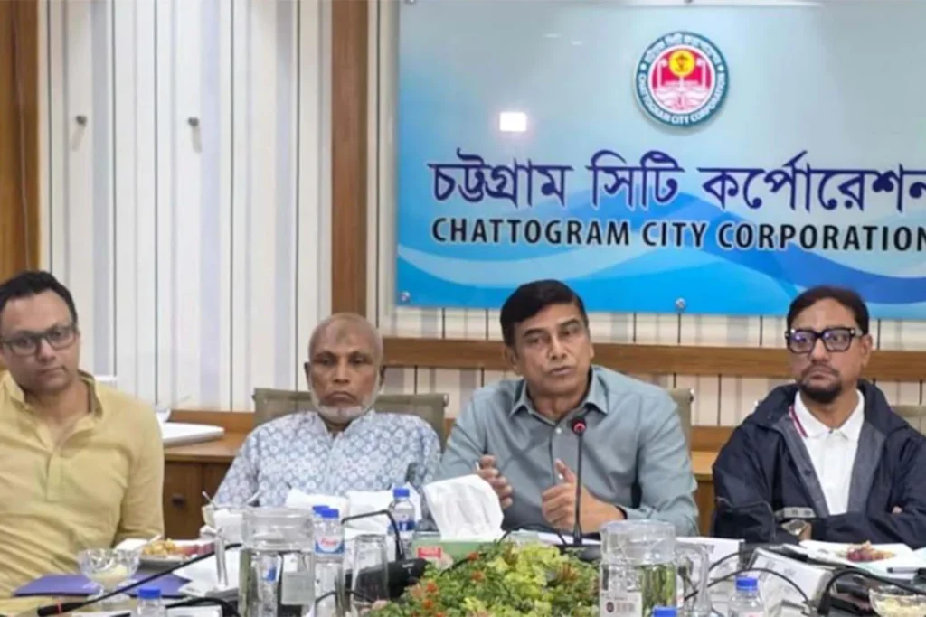 চট্টগ্রামের জলাবদ্ধতা নিরসনে পাউবোর ২১ স্লুইসগেট চসিককে হস্তান্তরের সিদ্ধান্ত, স্বাক্ষর হবে ত্রিপক্ষীয় চুক্তি
