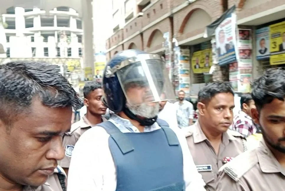 জুলাই অভ্যুত্থানে হত্যাচেষ্টা মামলায় সাবেক এমপি ওমর ফারুক সুমনকে গ্রেফতার দেখানোর নির্দেশ