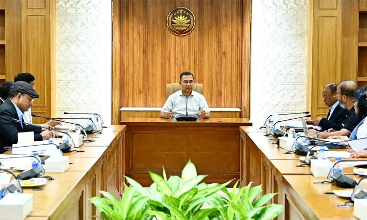 ইট উৎপাদনে পরিবেশবান্ধব প্রযুক্তির ব্যবহার ও বায়ুদূষণ নিয়ন্ত্রণে কঠোর নির্দেশ প্রধানমন্ত্রীর