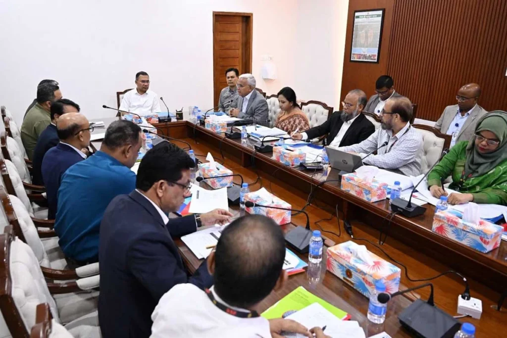 সারাদেশে ফ্যামিলি কার্ড কার্যক্রম সম্প্রসারণের রূপরেখা প্রণয়নে প্রধানমন্ত্রীর নির্দেশনা