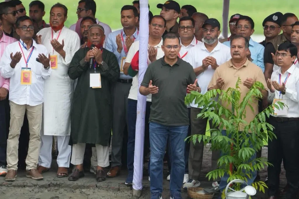 আগামী ৫ বছরে ২৫ কোটি চারা রোপণের ঘোষণা প্রধানমন্ত্রীর, বরিশালে কর্মসূচি শুরু