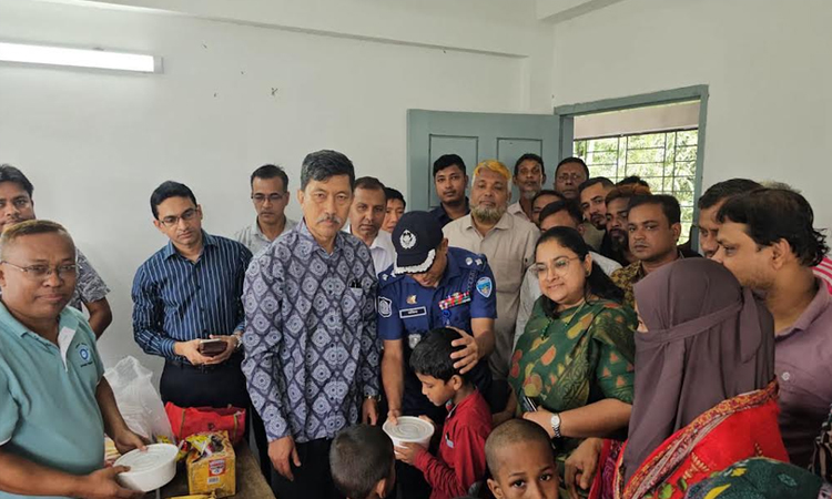টানা বর্ষণ ও পাহাড়ি ঢলে রাঙামাটির বিস্তীর্ণ এলাকা প্লাবিত, নিহত ১ ও নিখোঁজ ১; আশ্রয়কেন্দ্রে সাড়ে ৩ হাজার মানুষ
