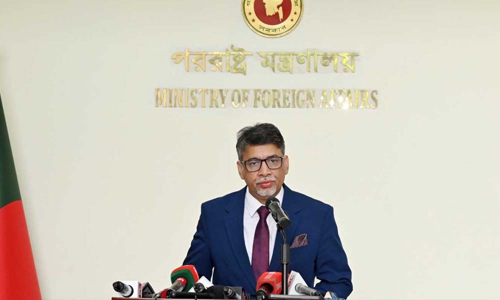 প্রধানমন্ত্রীর সম্ভাব্য ভারত সফরের আগে সহায়ক পরিবেশ ও শেখ হাসিনার প্রত্যর্পণের আহ্বান বাংলাদেশের