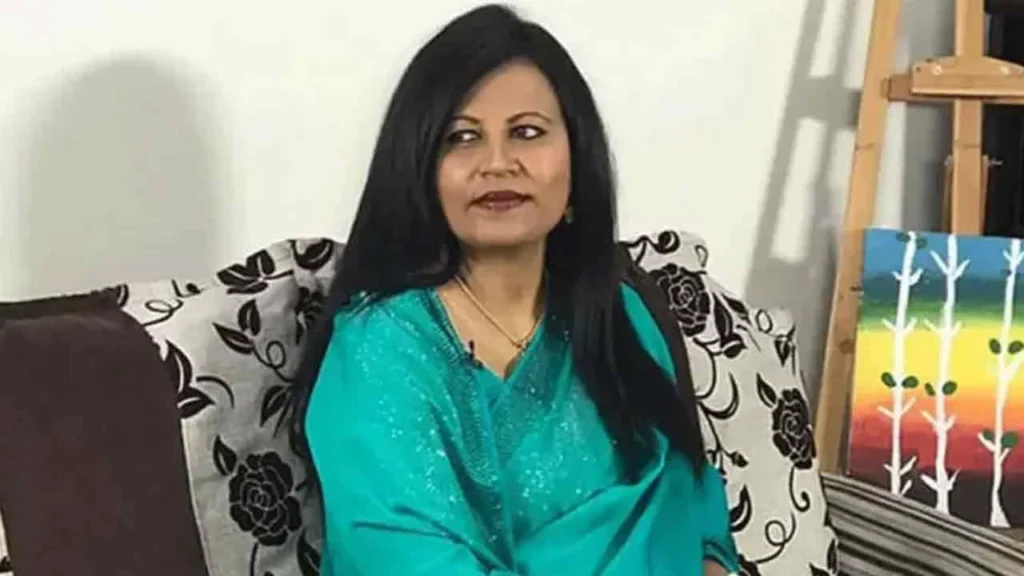 সাবেক রাষ্ট্রপতি হুসেইন মুহম্মদ এরশাদের স্ত্রী বিদিশা সিদ্দিক ১৮ বছরের পুরোনো প্রতারণা মামলায় গ্রেপ্তার